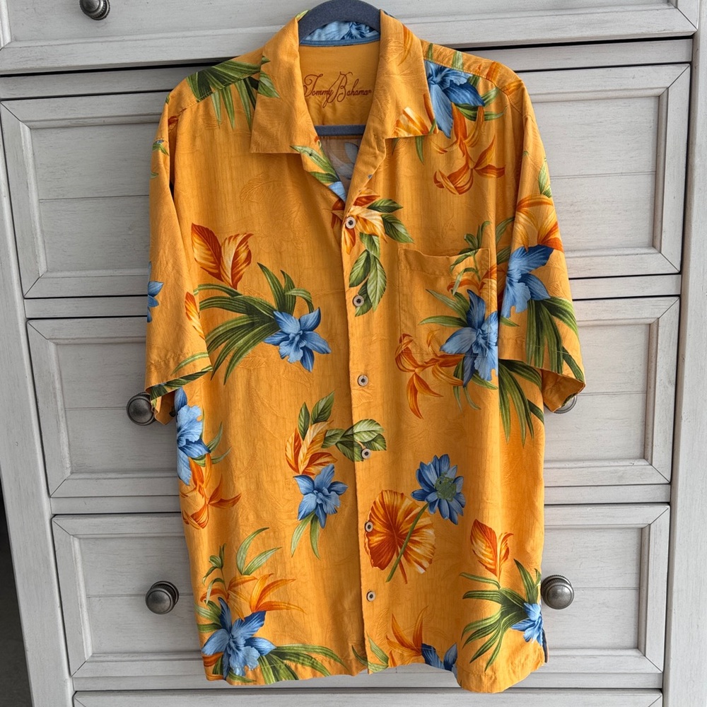 Vintage Tommy Bahama Embroidered Logo Shirt SZ XL